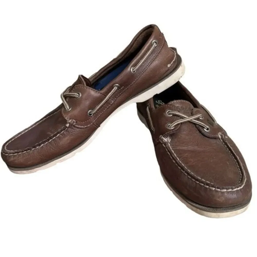 Sperry Men’s Authentic Original Cross Lace Brown Boat Shoes. 9.5.